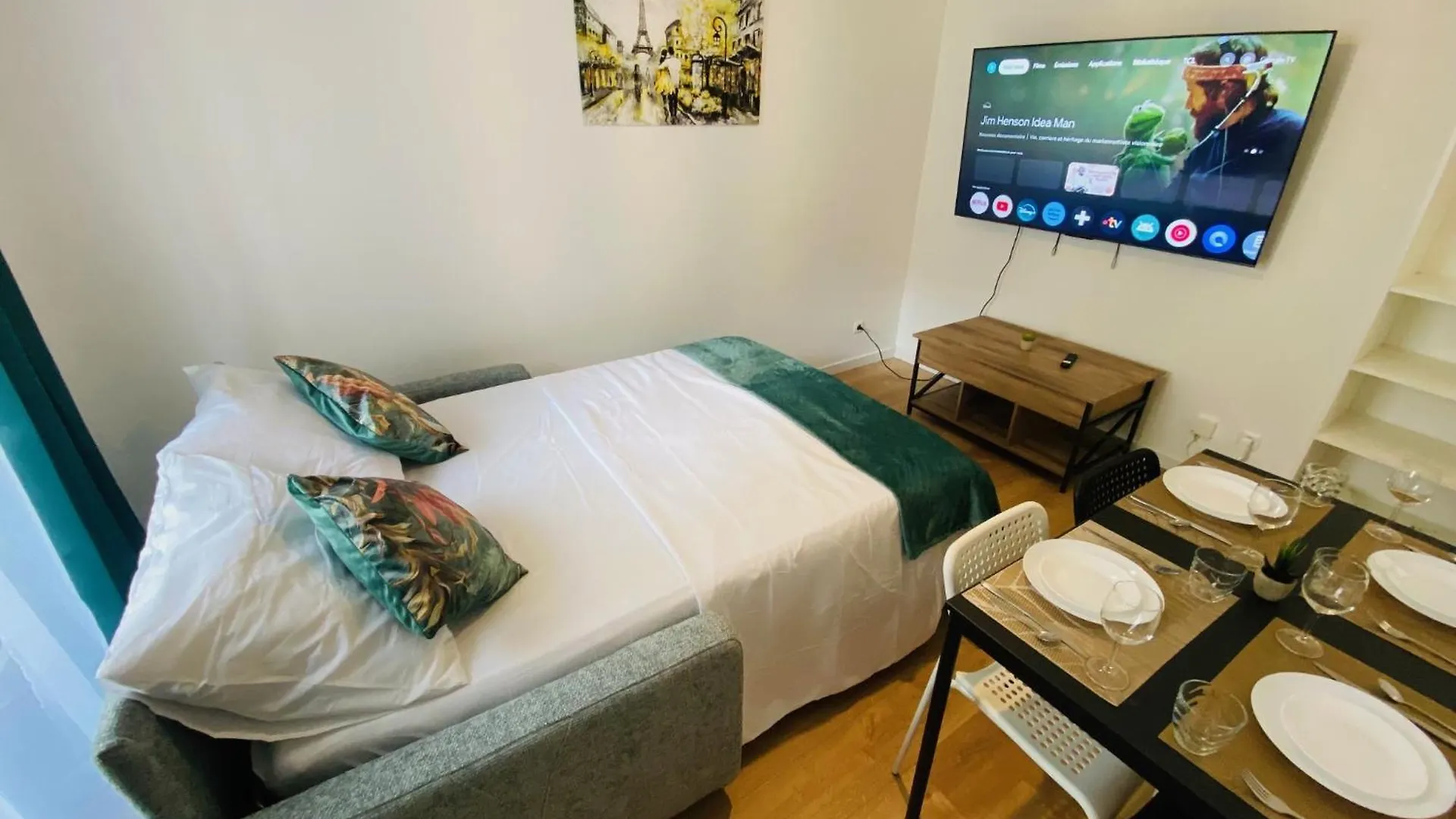 Apartment Appartement,Paris Nord,Eurostar,Thalys,Sacre-Coeur